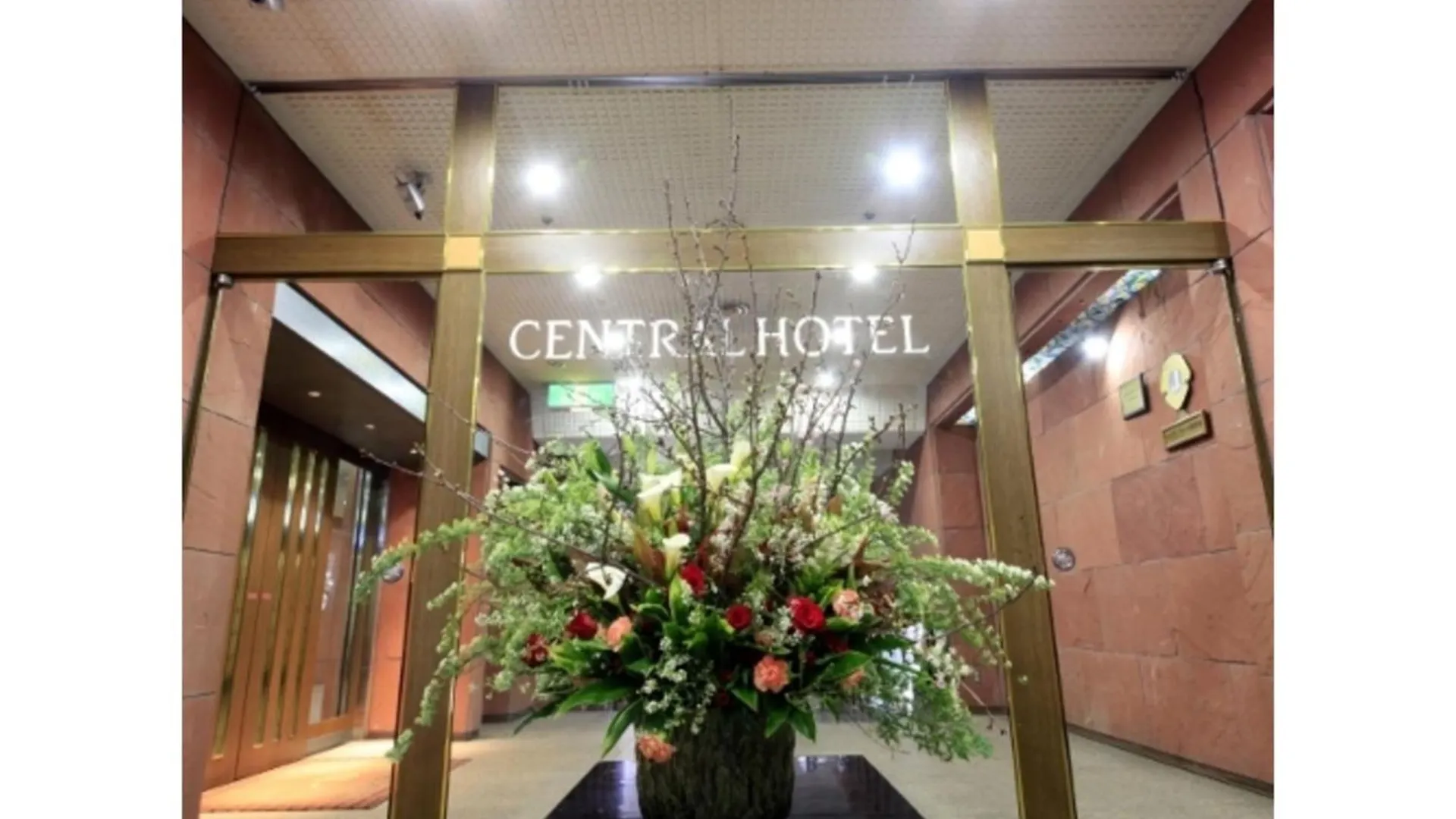 Central Hotel - Vacation Stay 99769V Yokosuka 0*,